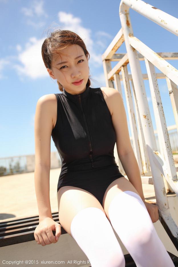 蓝天海边丰满比基尼丽莉【12P】