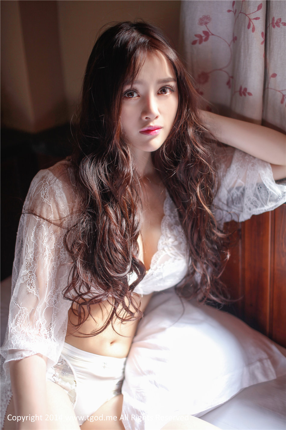蕾丝魅惑之极品高嫩妹【11P】