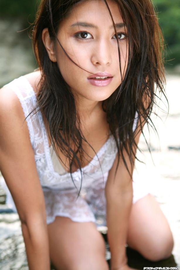 水潭水儿清清美女靓丽【12P】