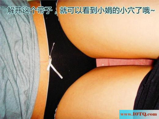 上海华东理工大学女生寝室自拍丝袜换装秀-露逼