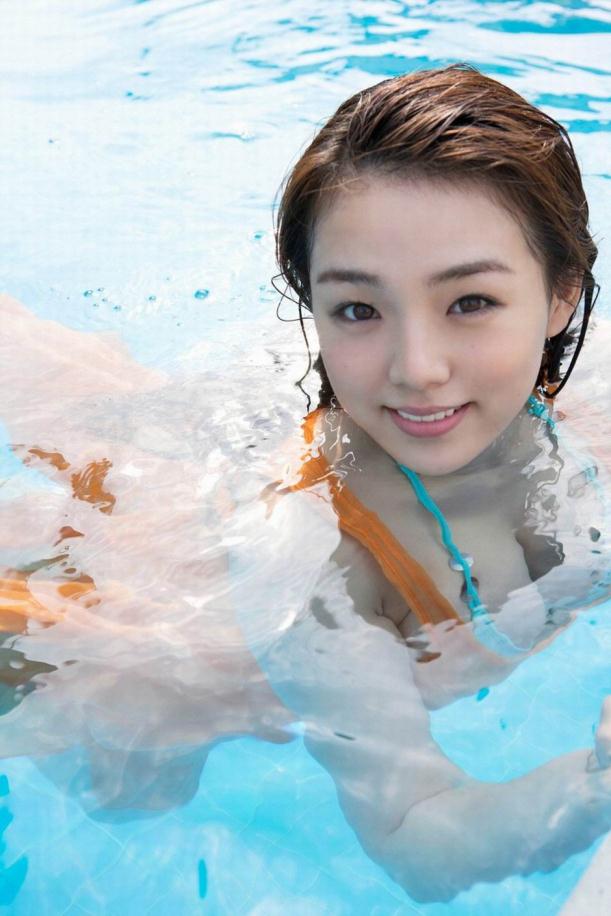 水乳交溶日本大奶妹【11P】