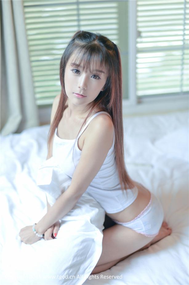 小九美眉清纯可爱【17P】