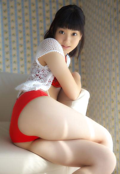 日本美女红内裤美臀诱惑【13P】