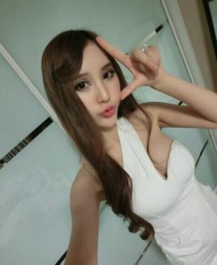 大胆纹身狐眼媚丽美女【13P】