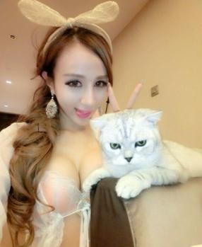 大胆纹身狐眼媚丽美女【13P】