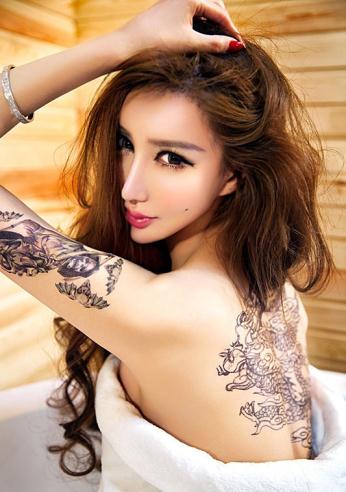 大胆纹身狐眼媚丽美女【13P】
