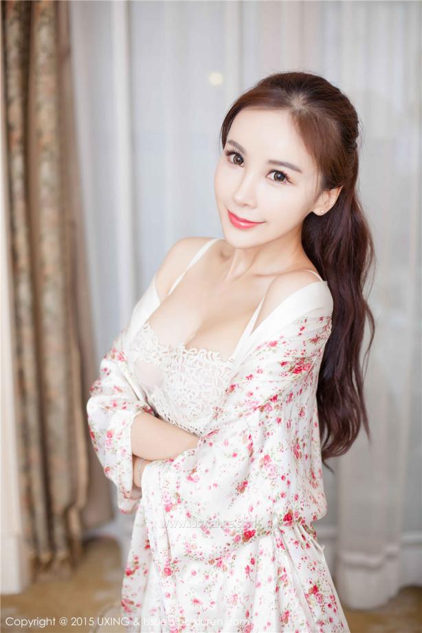 极品美嫩玉乳惹火女子【10P】