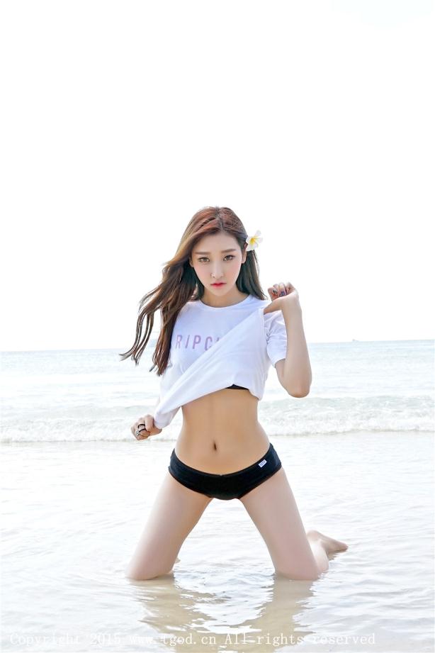 乔美人比基尼性感装【12P】
