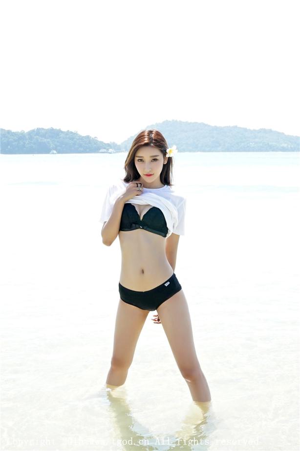 90后娇女子比基尼性感秀【12P】