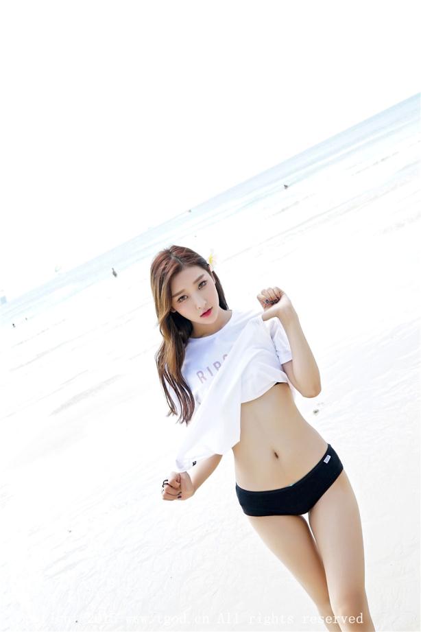 90后娇女子比基尼性感秀【12P】