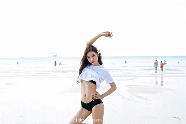 90后娇女子比基尼性感秀【12P】