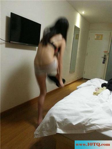今晚相约便捷酒店，身材鲍鱼是我超喜欢的(13P