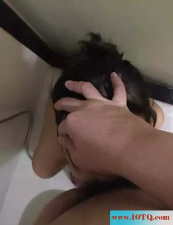 19岁长发女友［12P］