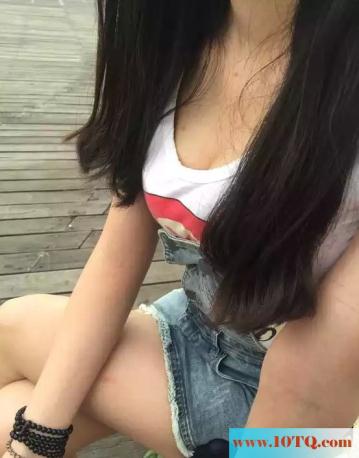 19岁长发女友［12P］