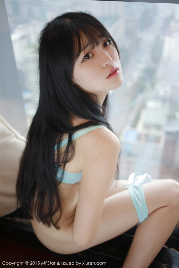 居家极品嫩小妹【10P】