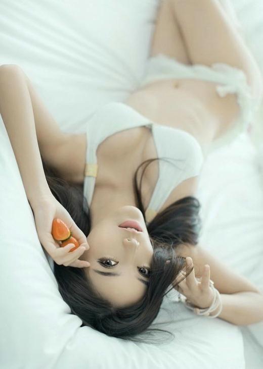 香肩暴露无遗性感诱人美女【14P】