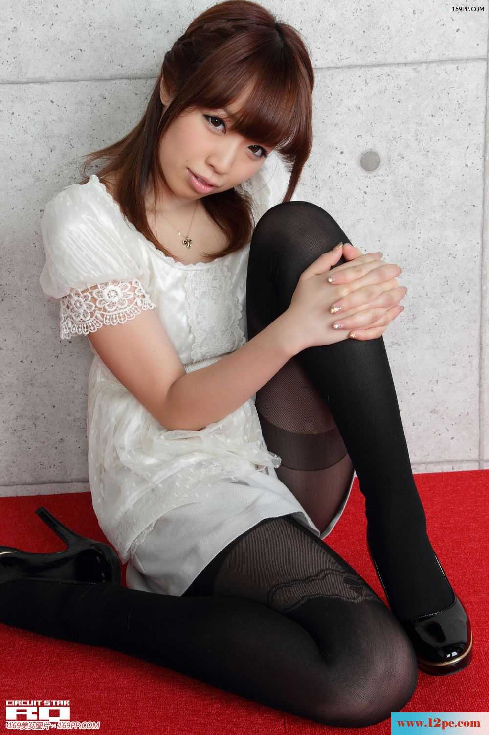 纯洁小妹的蕾丝公主裙和黑丝的诱惑-【28P】