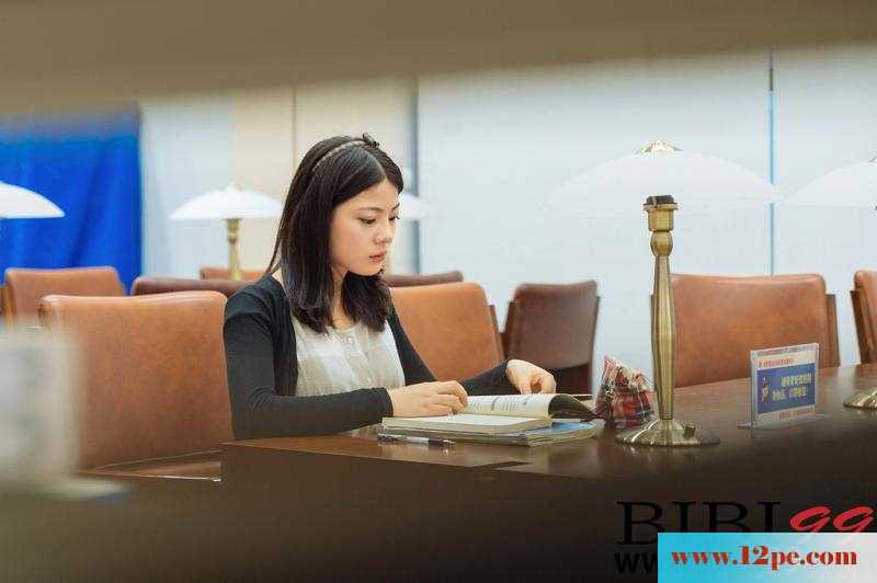 大学图书馆里的小妹-甜吧【22P】
