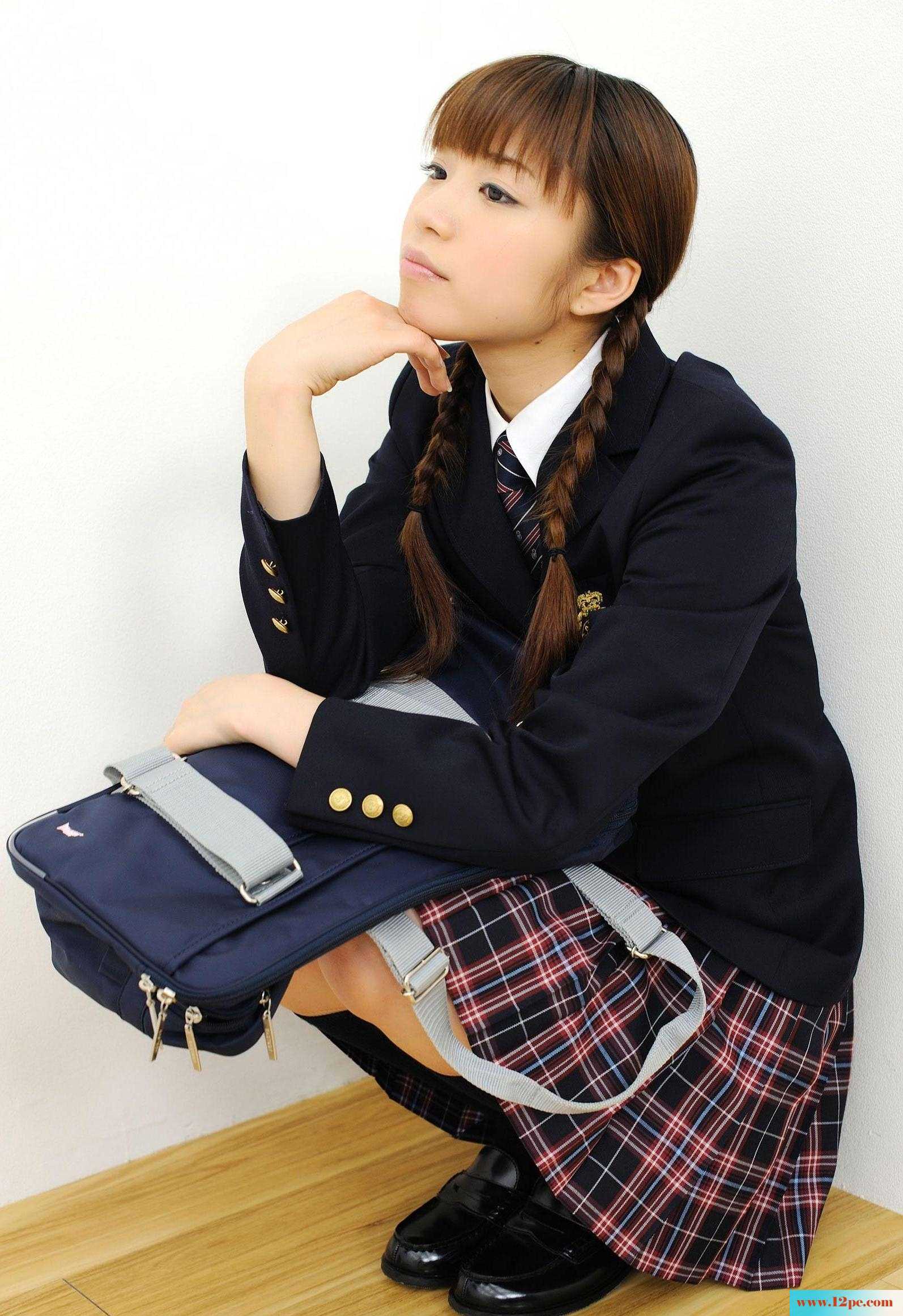 岛国的学生妹制服让人就有冲动-【55P】