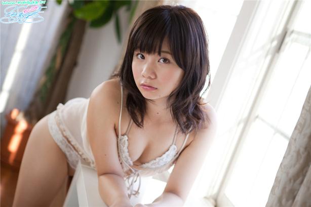 纯白透丝睡衣丽人姿态撩人【12P】