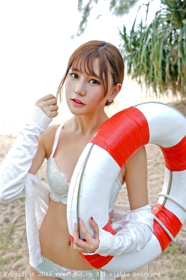 海边热辣楚楚动人窈窕身材美女【12P】
