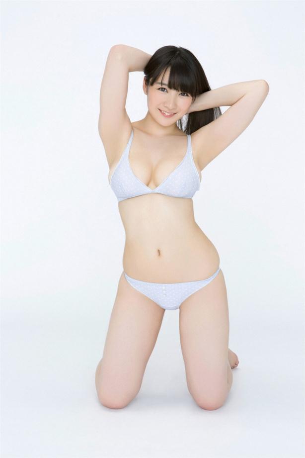 紺野小嫩颜巨乳性感女人【14P】