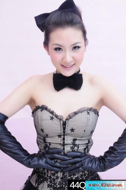 黑裙白领小女仆哦-分得清楚吗-【14P】