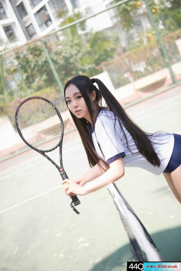 马尾辫的学妹爱网球-【12P】