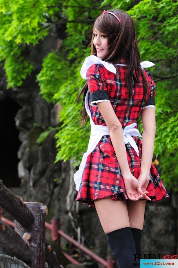 美美的女仆的户外美拍诱惑-【20P】