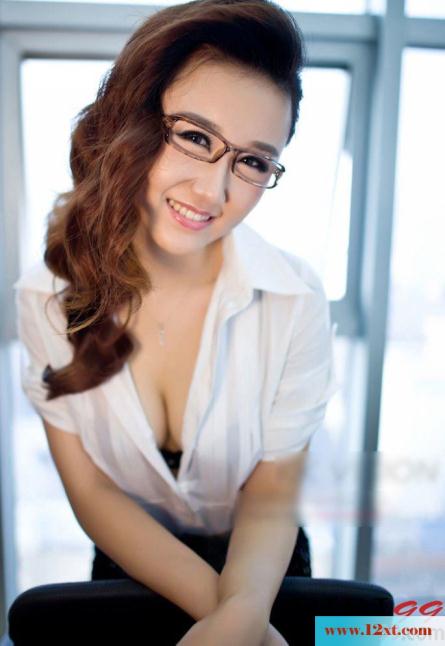 女秘书的圆润丰满哦-馋人-【10P】