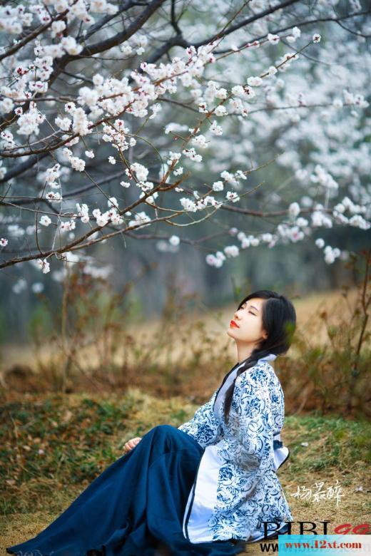 桃花下的汉妆古韵女子诱惑-【13P】