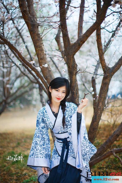 桃花下的汉妆古韵女子诱惑-【13P】