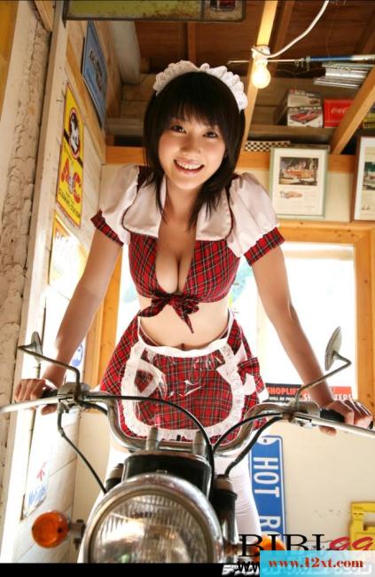 玩女仆还得是岛国的有意思-【12P】