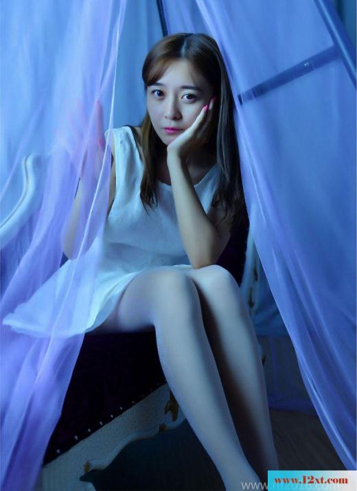 午夜美人的一身白蕾丝裙的诱惑&nbsp;&nbsp;P【】