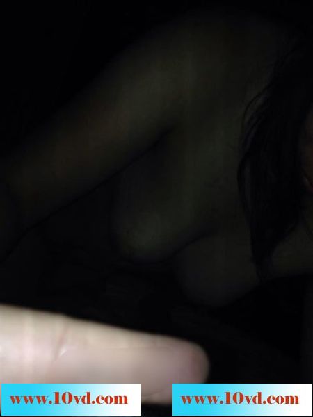 炮友是离婚的小少妇，小黑B被精液灌满