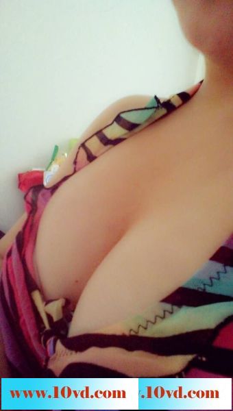 泡上一个广西大学的女友，两只小白兔我太喜欢