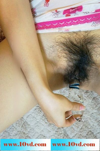 漂流瓶存下来的图，应该是个少妇，黑木耳自慰