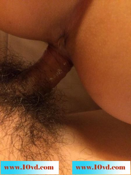 情致来临然后把房东阿姨的妹妹都给操了