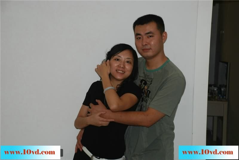 全高清露脸与少妇偷情玩个什麽3P，生活就是这样