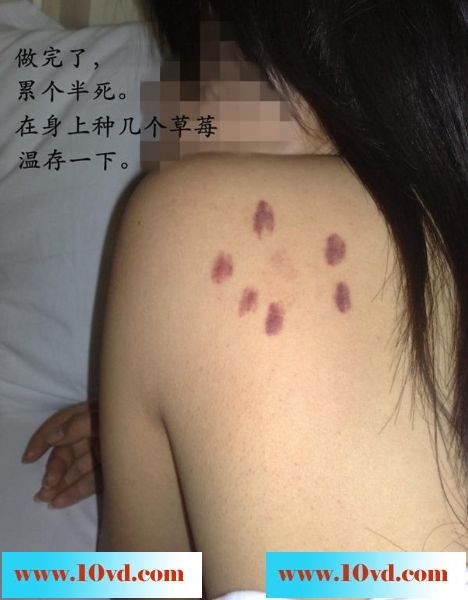 图文解说-小弟弟一直硬着，约黑丝情人打个下午