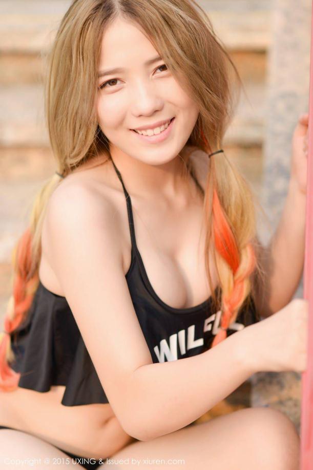 爱笑爱玩的青春可爱少女【10P】