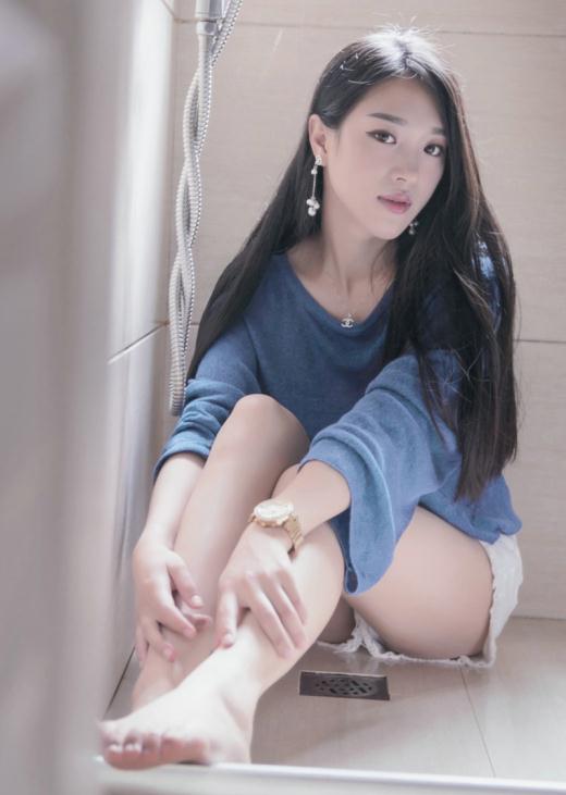 户外清新有气质的美女【16P】
