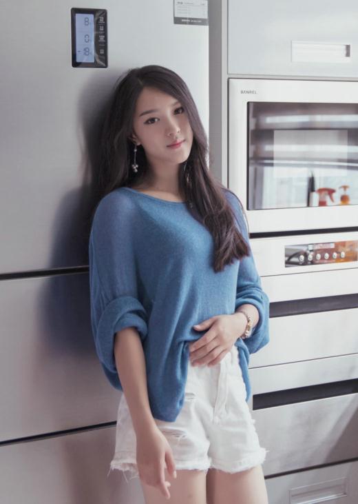 户外清新有气质的美女【16P】