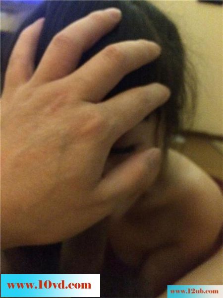 高级酒店内操前凸后翘的应招妹【20P】