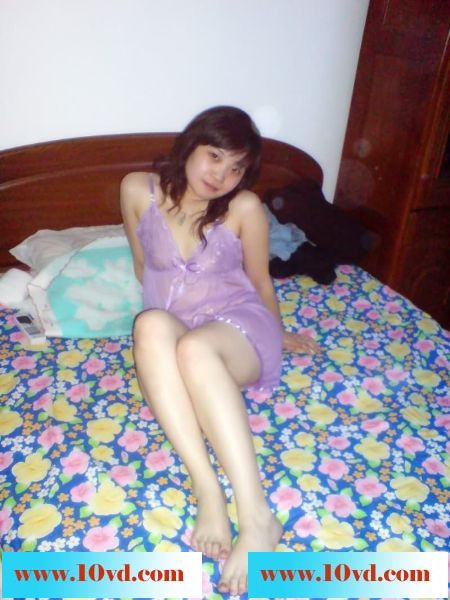 新婚少妇身材还不错，挺喜欢这种娇娇嫩嫩的