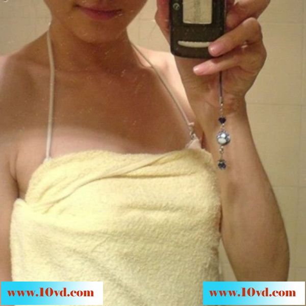 扬州财经大学美女校花艾兴林生活写真，美乳翘