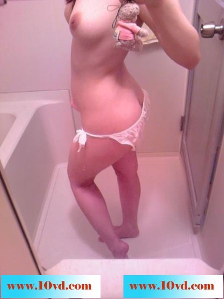 夜店认识的一位很骚的美女丰满巨乳性感身材