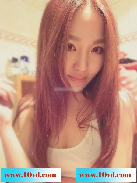一波精华！女神Alysa骚情自拍，妖娆诱惑