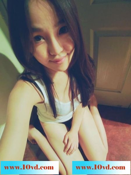 一波精华！女神Alysa骚情自拍，妖娆诱惑