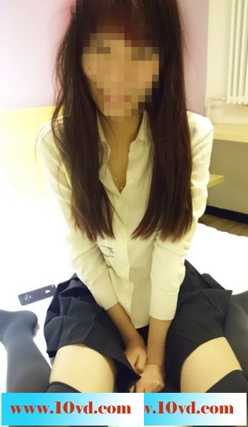 与90后清纯妹妹开房照